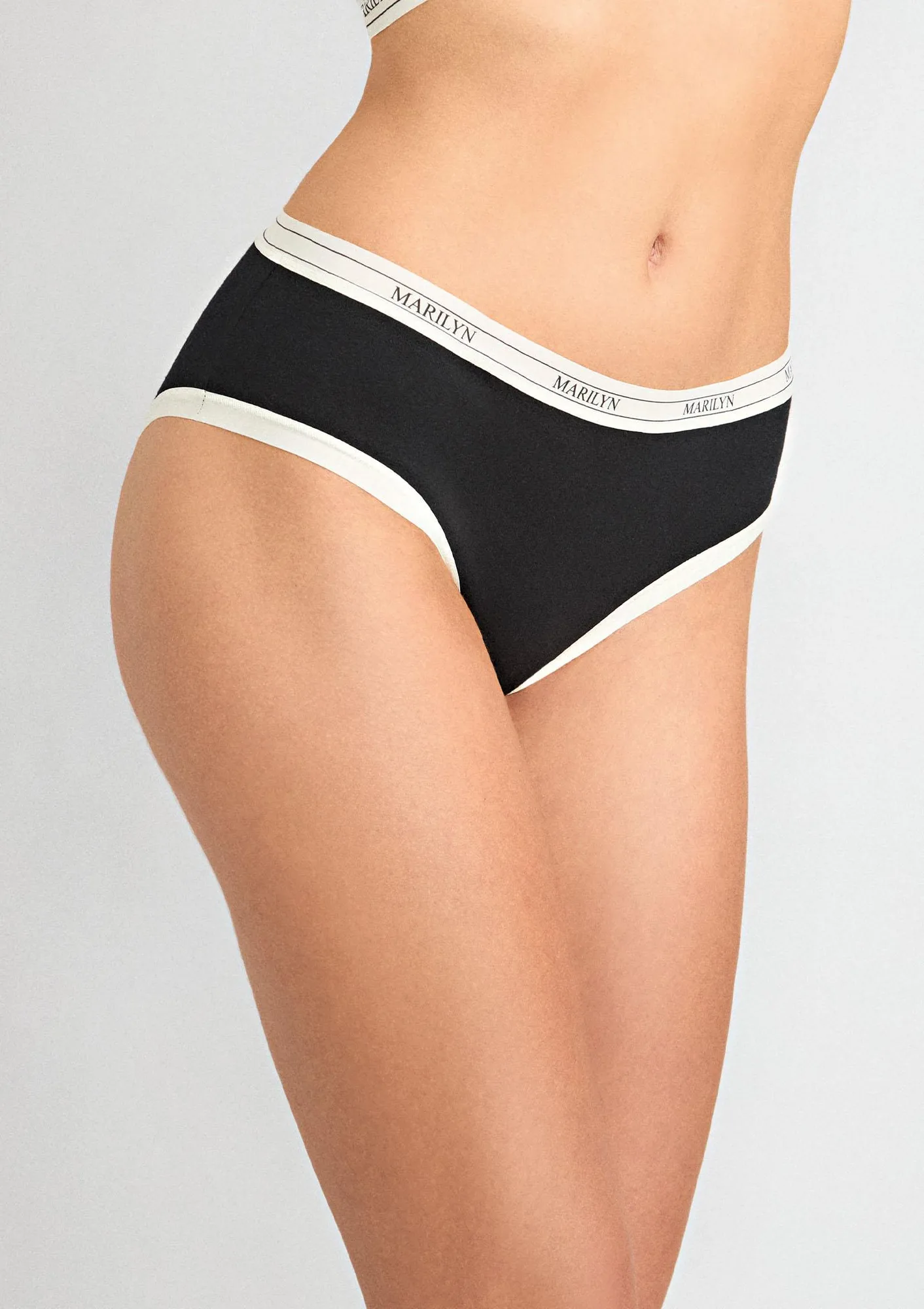Figi damskie z bawełny organicznej w sportowym stylu czarne Denise Marilyn M/L
