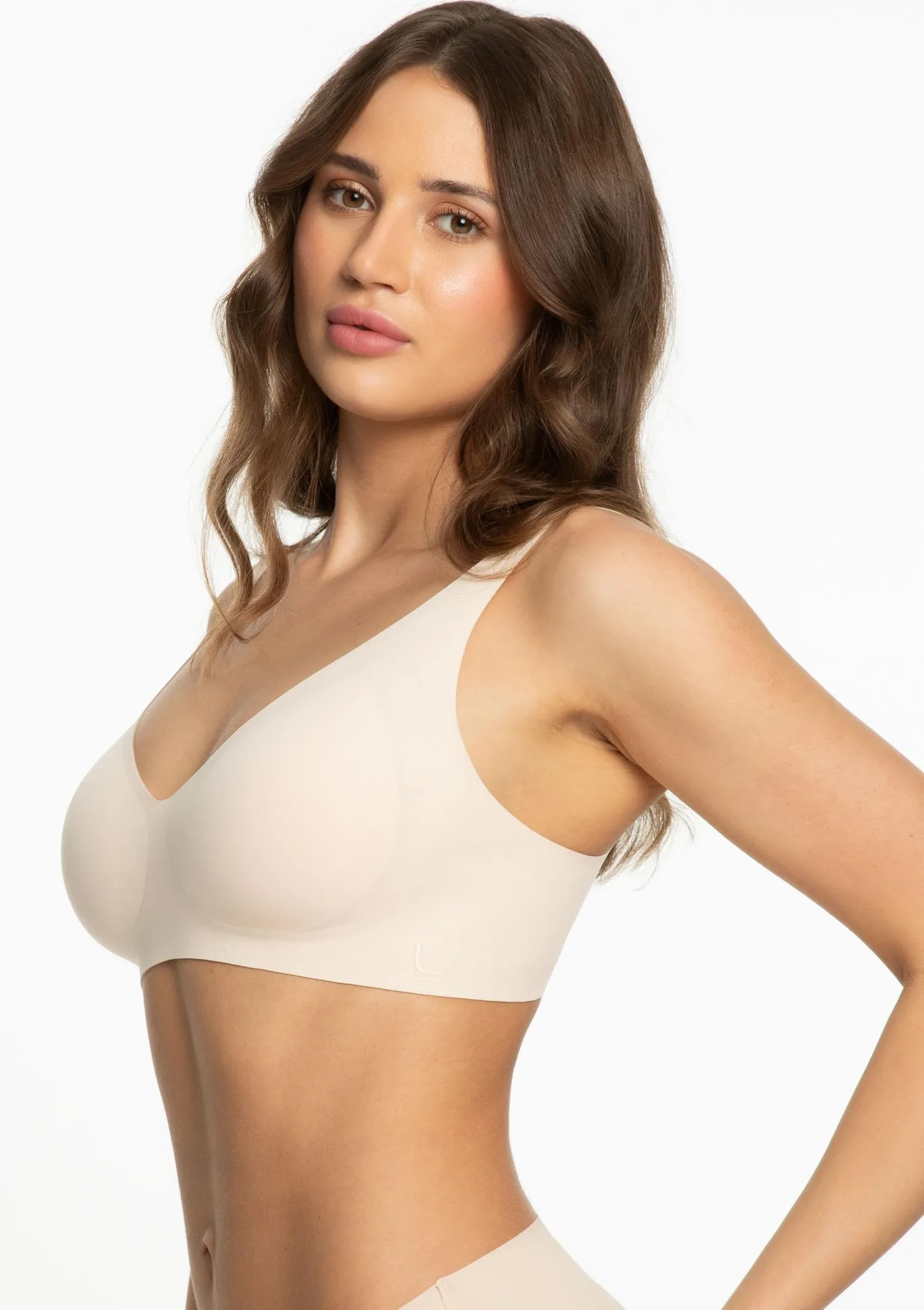Biustonosz bezszwowy klasyczny z żelowym wypełnieniem 3D Jelly Bra Basic Julimex beż