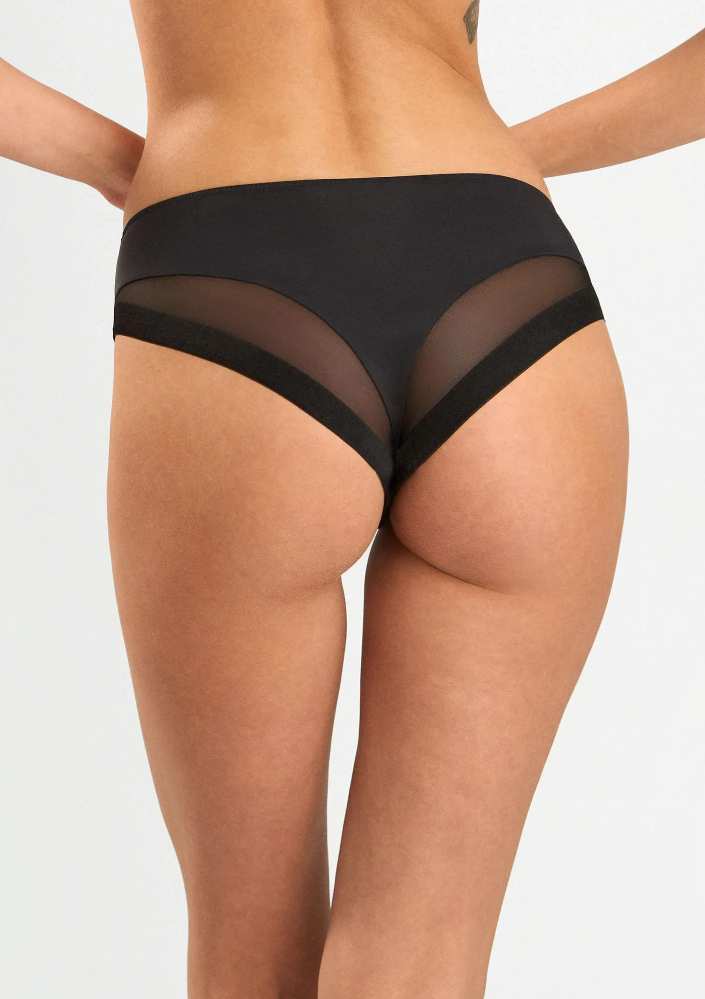 Figi damskie klasyczne czarne z miękkiej mikrofibry 0185 Slip Extra Lormar