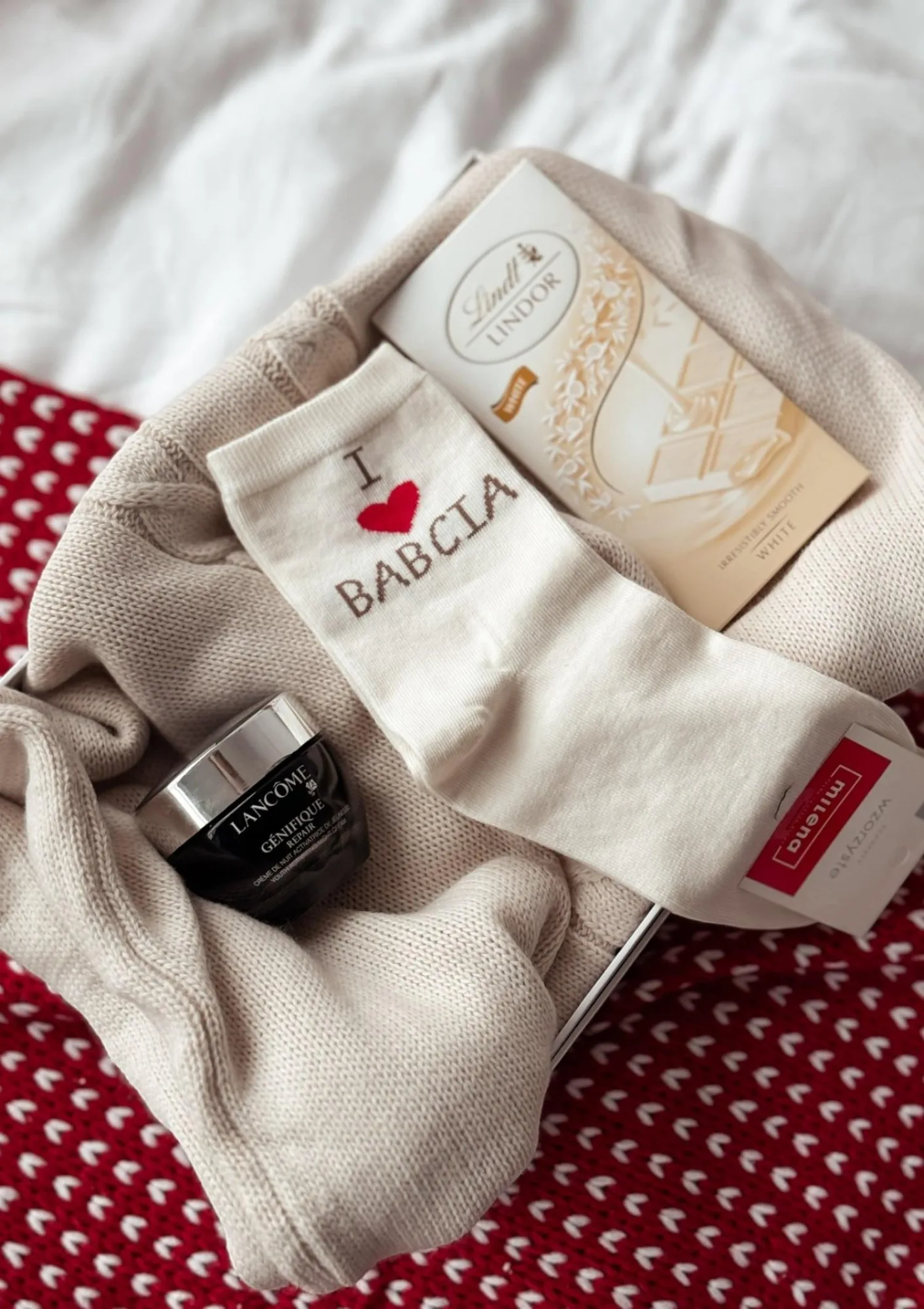 Skarpetki na Dzień Babci I Love Babcia kremowe Milena