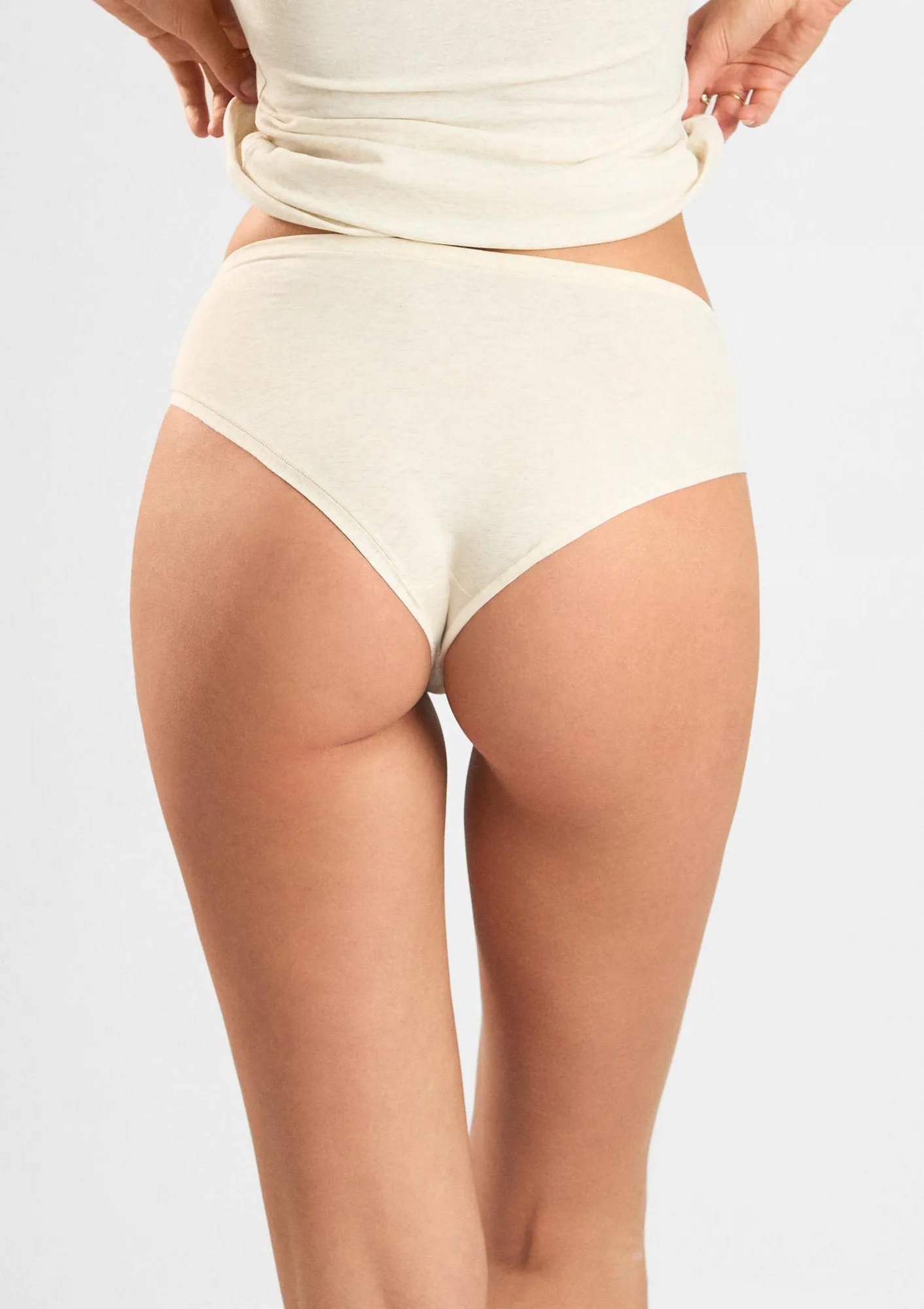 Figi damskie z hipoalergicznej bawełny organicznej wyższy stan ecru 1449 Natural Cotton Sielei